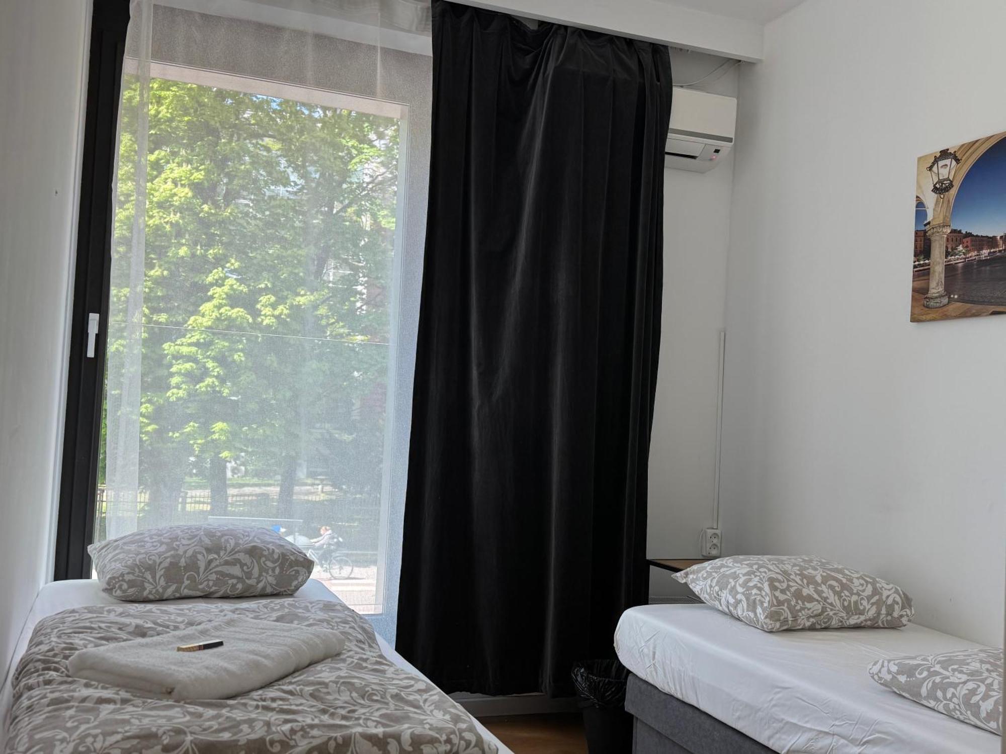Amber Apartament 127 Krakow Bagian luar foto